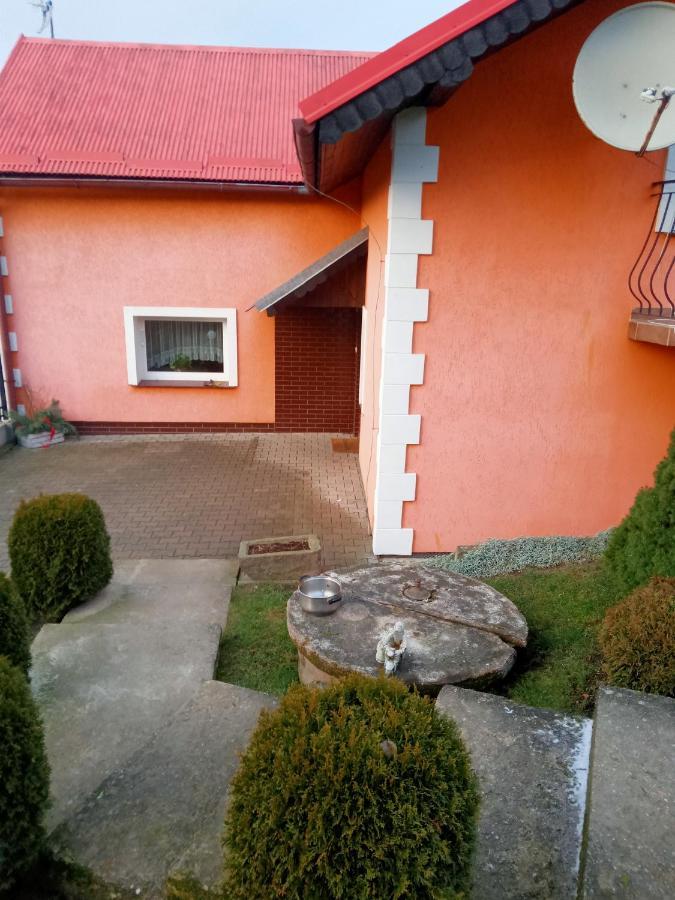 Agroturystyka U Janosika Bozkow Exteriör bild